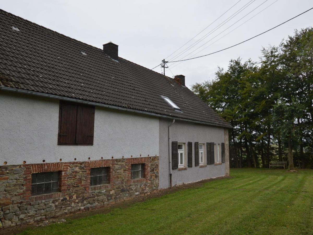 Cozy Holiday Home In Neuendorf With Garden ภายนอก รูปภาพ