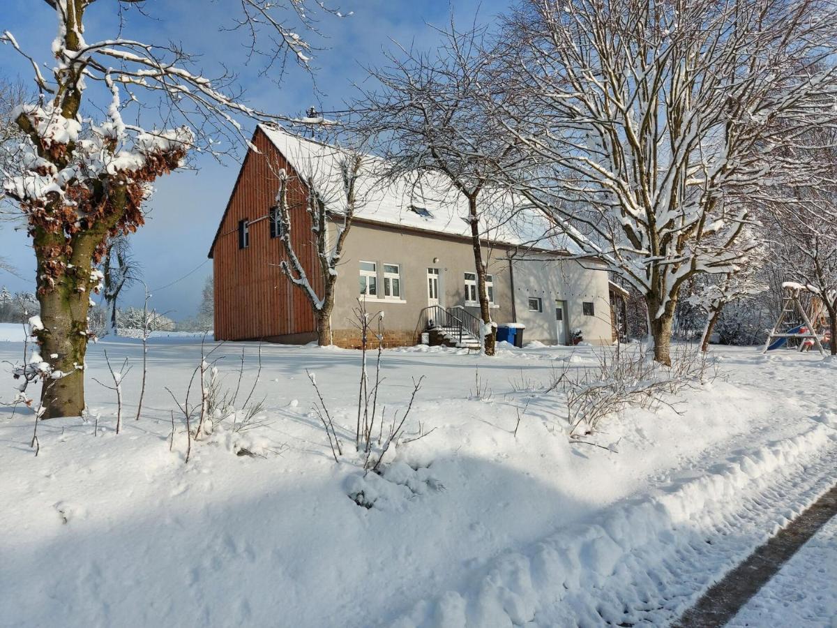 Cozy Holiday Home In Neuendorf With Garden ภายนอก รูปภาพ